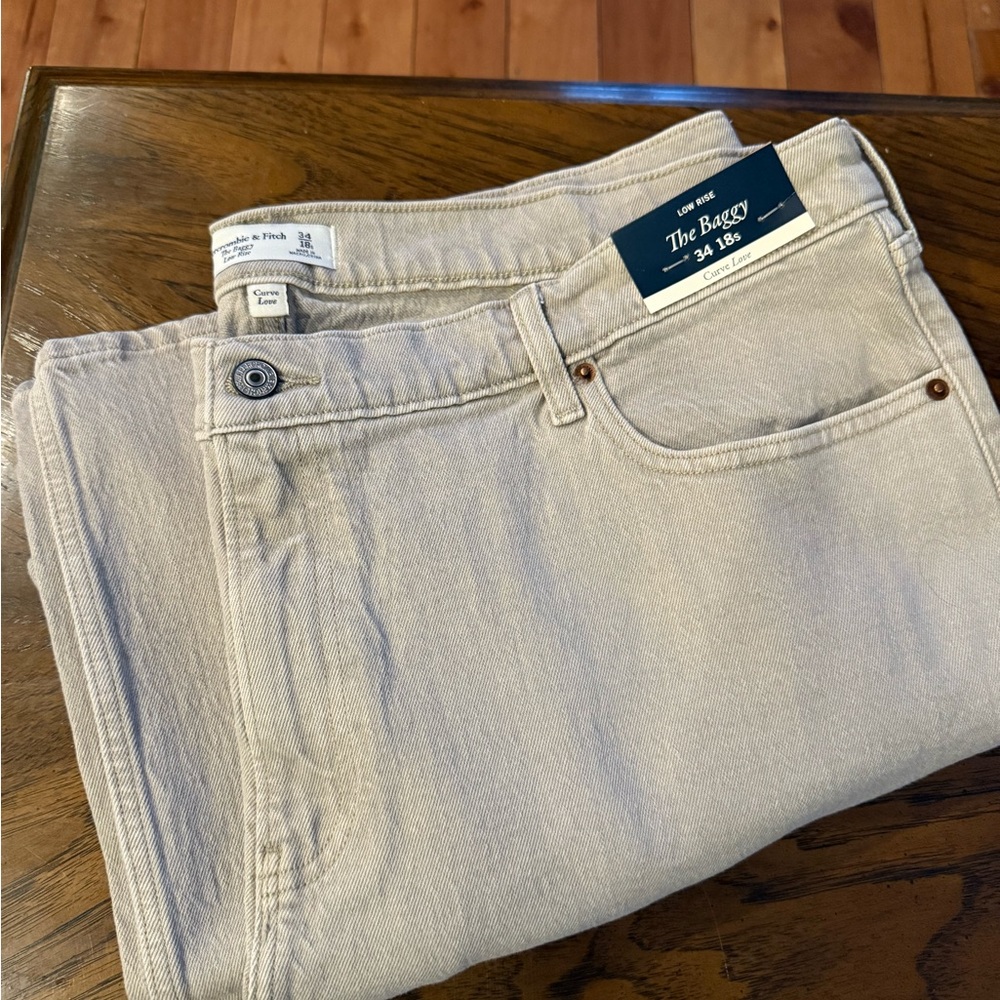 Abercrombie & Fitch Beige jeans